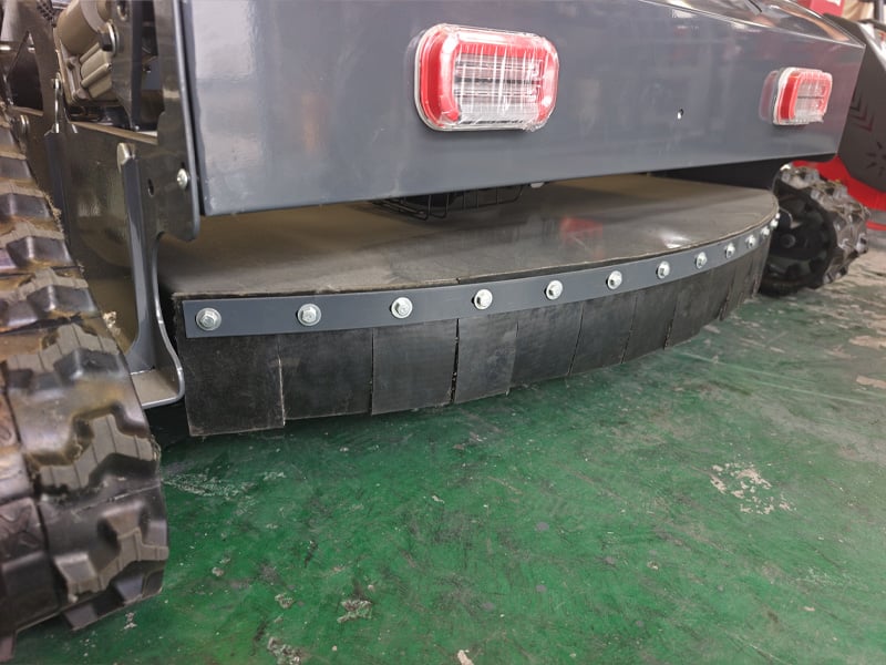 Zhaolu 1000 remote crawler grass cutter with 1000mm cutting width for large municipal and agricultural green space trimming